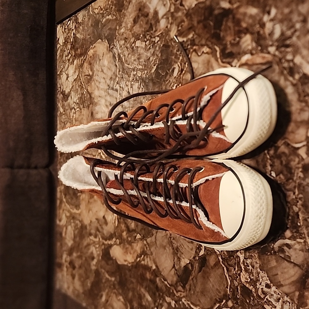 Beautiful Brown Converse